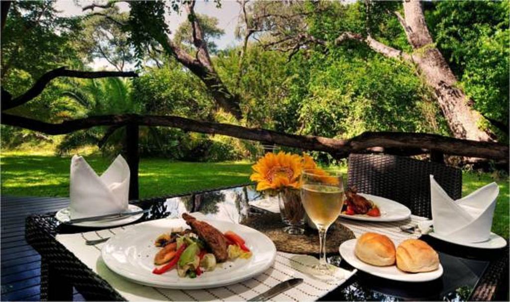 Royal Tree Lodge Maun Exterior foto